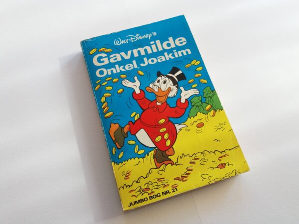 Disney pocket book with Donald Duck + Mickey Mouse in Danish language. Vintage cartoon comic Jumbobog issue 21, 1976.