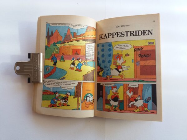 Disney pocket book with Donald Duck + Mickey Mouse in Danish language. Vintage cartoon comic Jumbobog issue 28, 1978. - Image 5