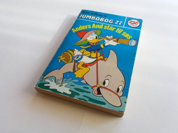 Disney pocket book with Donald Duck + Mickey Mouse in Danish language. Vintage cartoon comic Jumbobog issue 27, 1978.